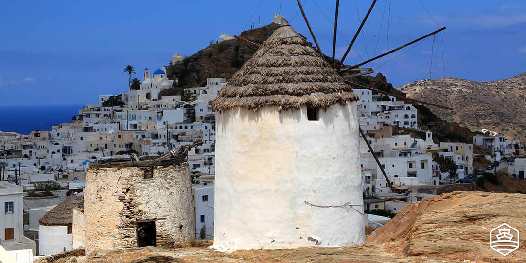 Les moulins à vent du village de Chora à Ios