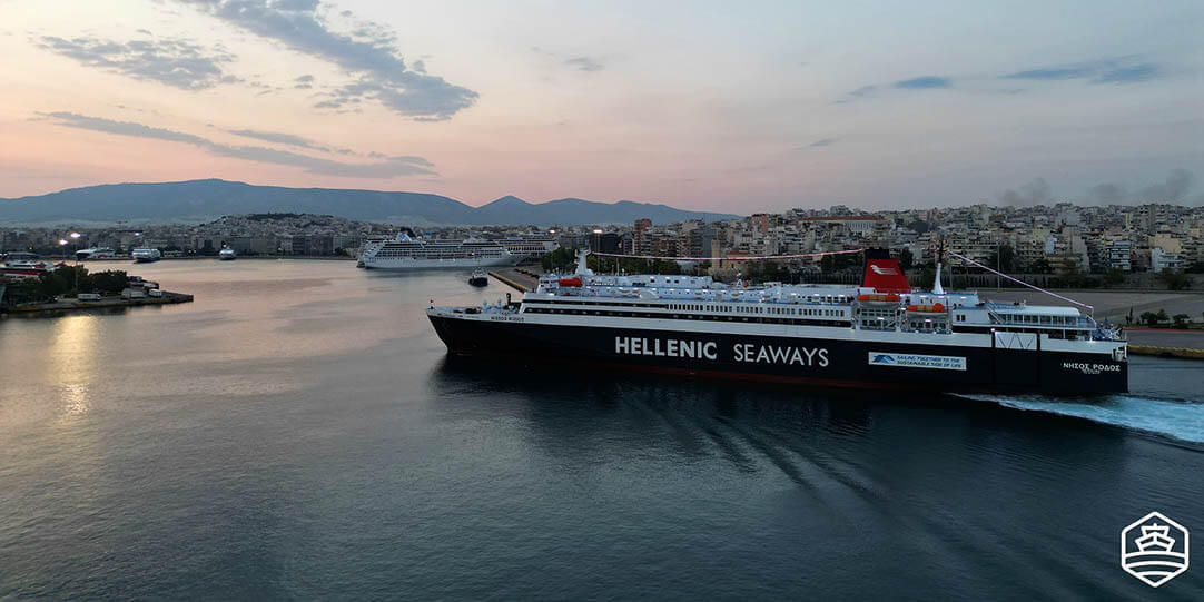 Le ferry Nissos Rodos de Hellenic Seaways