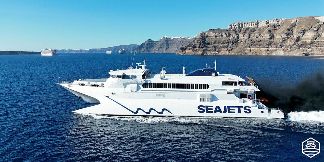 The highspeed ferry of Seajet making the route from Santorini to Rethymno