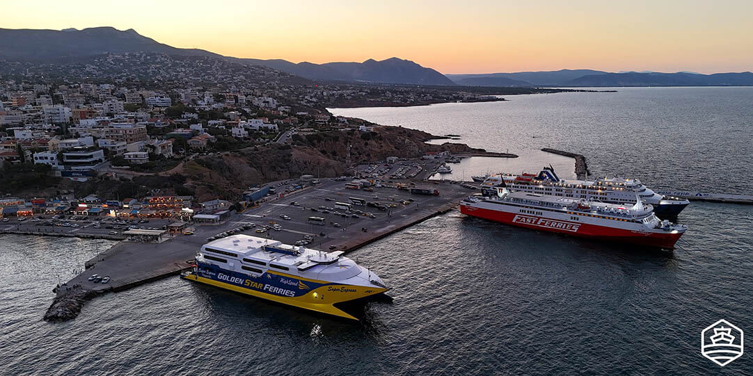 Vue aérienne du port de Rafina