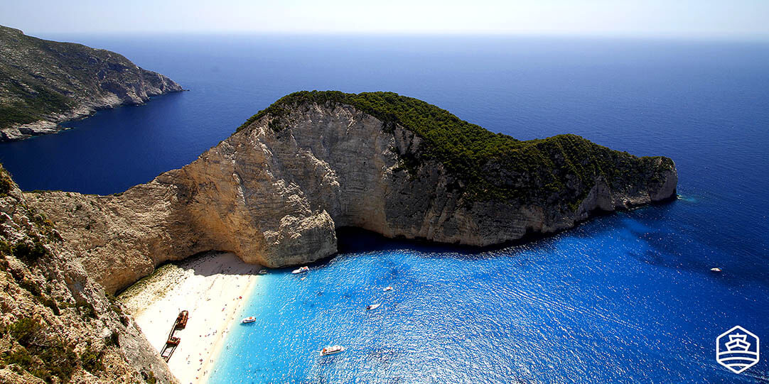Vue des falaises de l'épave (Navagio) à Zante