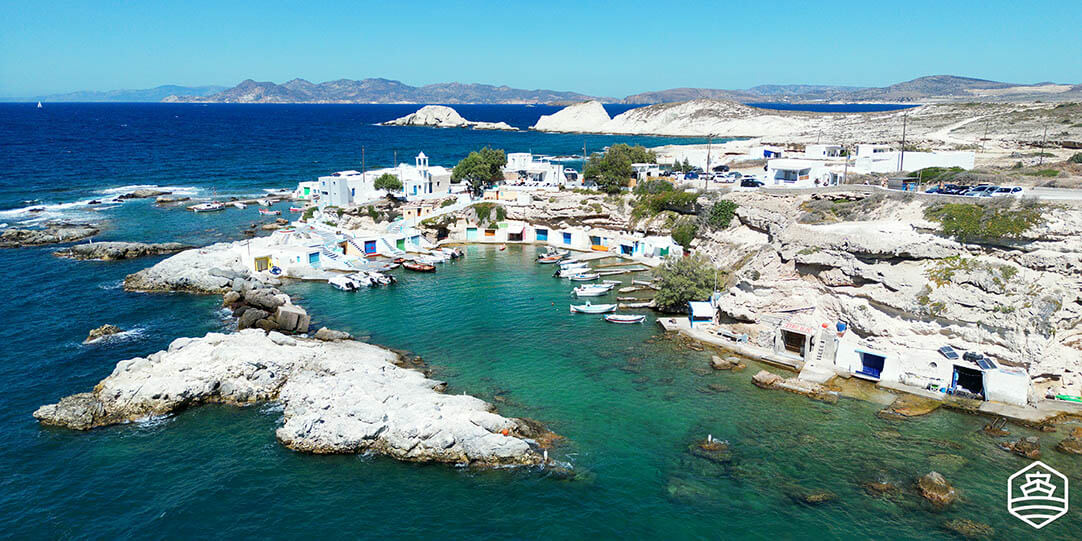 Das Küstendorf Mandrakia in Milos