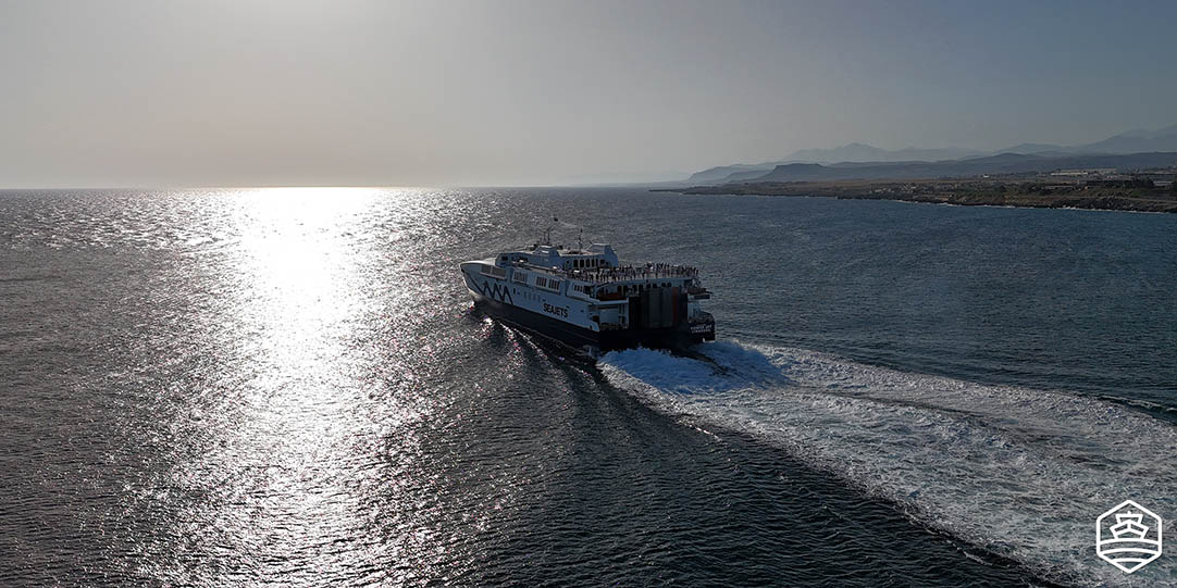 Die Power Jet verlässt die Insel Kreta