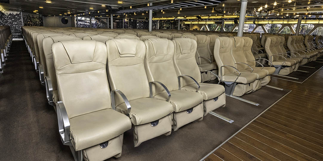 Χώρος καθισμάτων Economy / Silver Class στο WorldChampion Jet